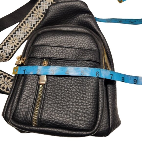 Mens Crossbody Bag Chest Bag Travel Bag - Picture 4 of 7